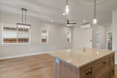 2569 Tiffin Way, Medford, OR 97504 - Photo 9