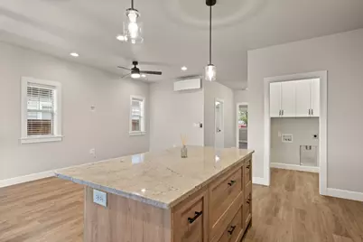 2569 Tiffin Way, Medford, OR 97504 - Photo 11