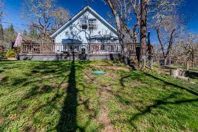 127 Lodge Road, Trail, OR 97541 - Photo 3