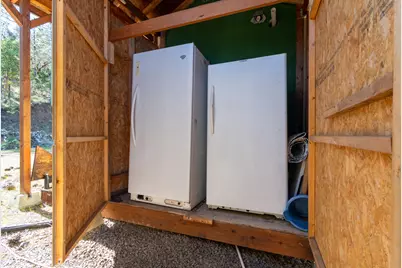 300 Citadel Road, Trail, OR 97541 - Photo 9