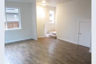 215 S C Street, Phoenix, OR 97535 - Photo 21