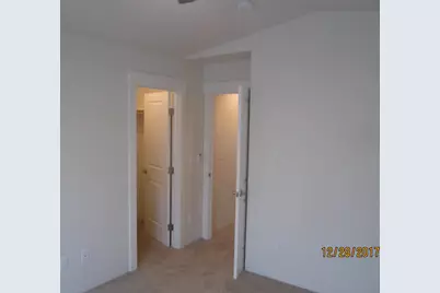 215 S C Street, Phoenix, OR 97535 - Photo 17