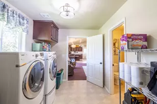 185 Starflower Way, Merlin, OR 97532 - Photo 29