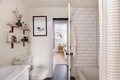 1010 NW Roanoke Avenue #APT 8, Bend, OR 97703 - Photo 13