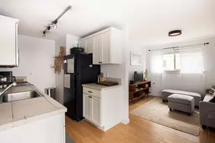 1010 NW Roanoke Ave, Bend, OR 97703 - Photo 5