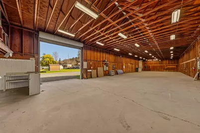 992 Ort Lane, Merlin, OR 97532 - Photo 15