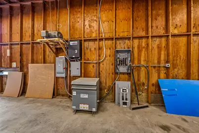 992 Ort Lane, Merlin, OR 97532 - Photo 23