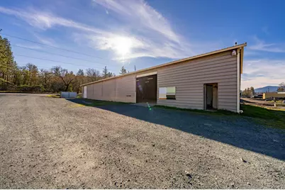 992 Ort Lane, Merlin, OR 97532 - Photo 9