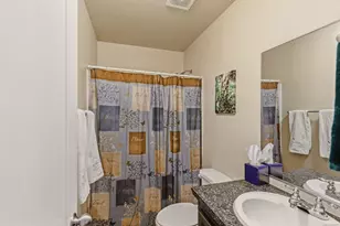 395 S Livingston Way, Grants Pass, OR 97526 - Photo 15
