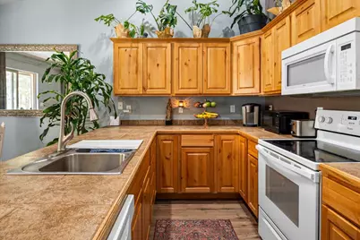 55526 Circle Street, Bend, OR 97707 - Photo 13