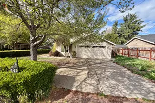 445 Midway Rd, Medford, OR 97501 - Photo 21