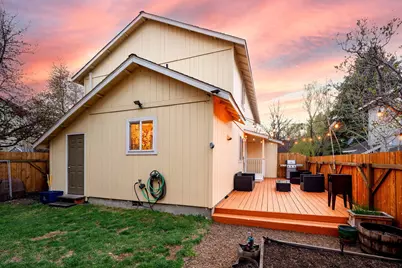 2044 NE Full Moon Drive # 6, Bend, OR 97701 - Photo 19