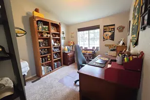 63738 Cascade Village Dr, Bend, OR 97701 - Photo 13