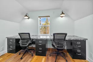 990 NE Wiest Way, Bend, OR 97701 - Photo 39