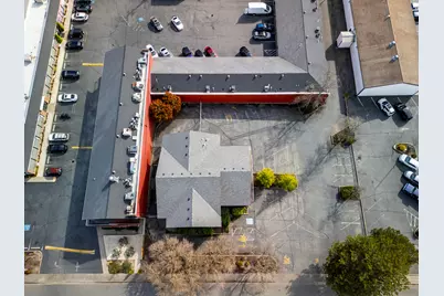 541 NE E Street, Grants Pass, OR 97526 - Photo 7