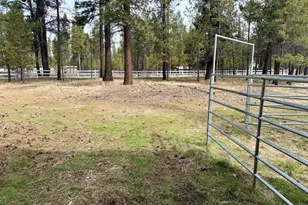 17325 Lodgepole Ln, Bend, OR 97707 - Photo 49