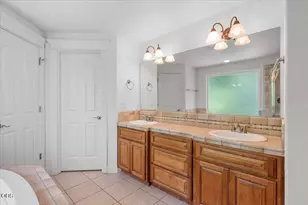 4549 Wolf Run Dr, Medford, OR 97504 - Photo 25