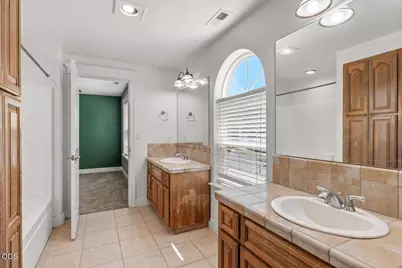 4549 Wolf Run Drive, Medford, OR 97504 - Photo 21