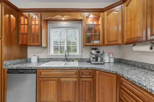 4549 Wolf Run Dr, Medford, OR 97504 - Photo 13