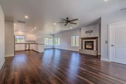 302 Penny Lane, Shady Cove, OR 97539 - Photo 29