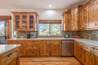 69590 Omaha Road, Sisters, OR 97759 - Photo 15