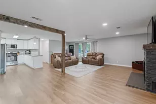 943 Winchester Ave, Medford, OR 97501 - Photo 9