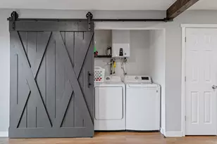 943 Winchester Ave, Medford, OR 97501 - Photo 11