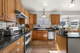 5153 Old Stage Rd, Central Point, OR 97502 - Photo 11