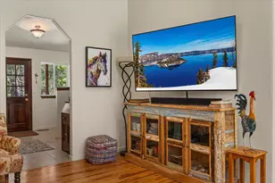 737 Pinecrest Dr, Grants Pass, OR 97527 - Photo 13