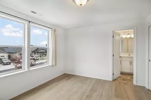 2555 NW Ivy Way, Redmond, OR 97756 - Photo 23