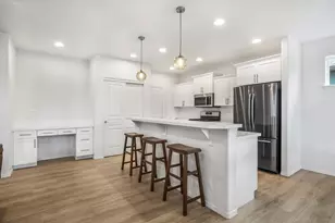 2555 NW Ivy Way, Redmond, OR 97756 - Photo 9