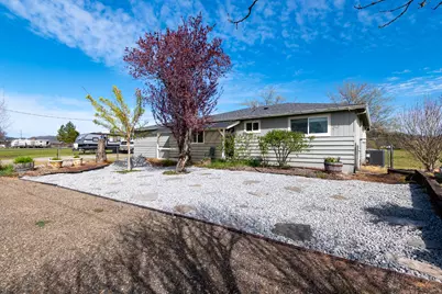 245 Highway 234, Eagle Point, OR 97524 - Photo 3