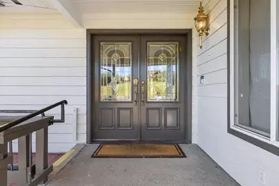 395 Autumn Lane, Jacksonville, OR 97530 - Photo 5