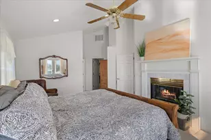 395 Autumn Ln, Jacksonville, OR 97530 - Photo 25