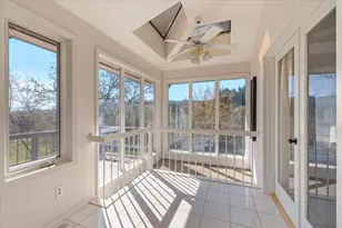 395 Autumn Ln, Jacksonville, OR 97530 - Photo 15