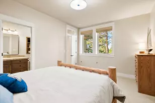 2589 NW Champion Cir, Bend, OR 97703 - Photo 43