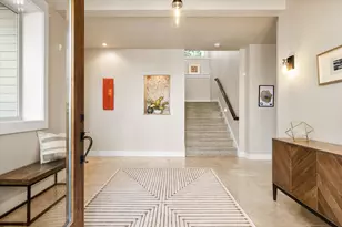 2589 NW Champion Cir, Bend, OR 97703 - Photo 5