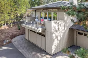 2589 NW Champion Cir, Bend, OR 97703 - Photo 23