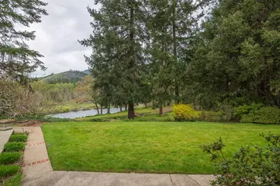 5270 Rogue River Highway, Grants Pass, OR 97527 - Photo 37