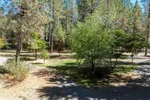 3504 Azalea Dr, Grants Pass, OR 97526 - Photo 51