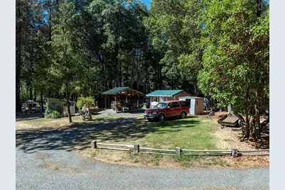 3504 Azalea Drive, Grants Pass, OR 97526 - Photo 7