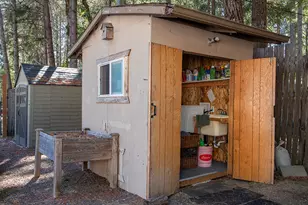 3504 Azalea Dr, Grants Pass, OR 97526 - Photo 43