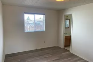 1762 SW 35th St, Redmond, OR 97756 - Photo 11