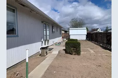 1762 SW 35th Street, Redmond, OR 97756 - Photo 15