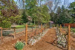 343 Rene Dr, Shady Cove, OR 97539 - Photo 71