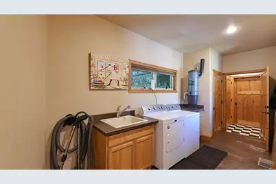 343 Rene Drive, Shady Cove, OR 97539 - Photo 43