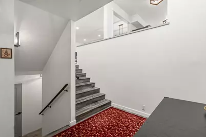 302 Medford Heights Lane, Medford, OR 97504 - Photo 5