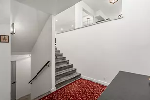 302 Medford Heights Ln, Medford, OR 97504 - Photo 5