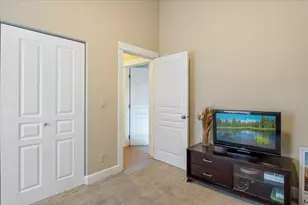 350 SE Silvis Ln, Bend, OR 97702 - Photo 13