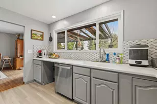 6716 Amber Ave, Klamath Falls, OR 97603 - Photo 11